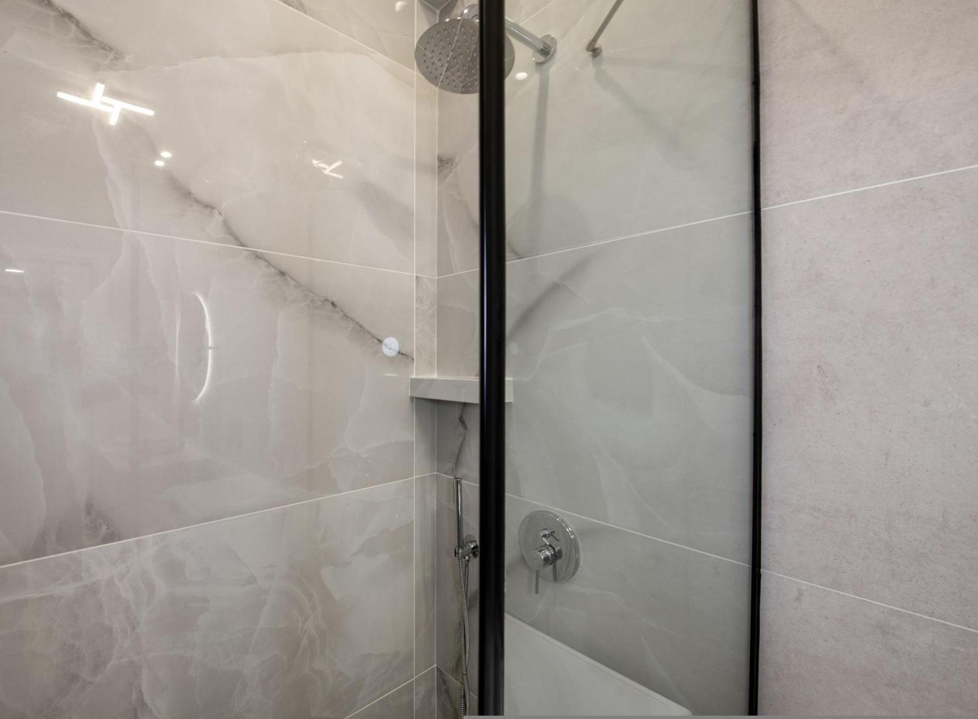 Cherry Central Luxury Suites Χανιά Εξωτερικό φωτογραφία