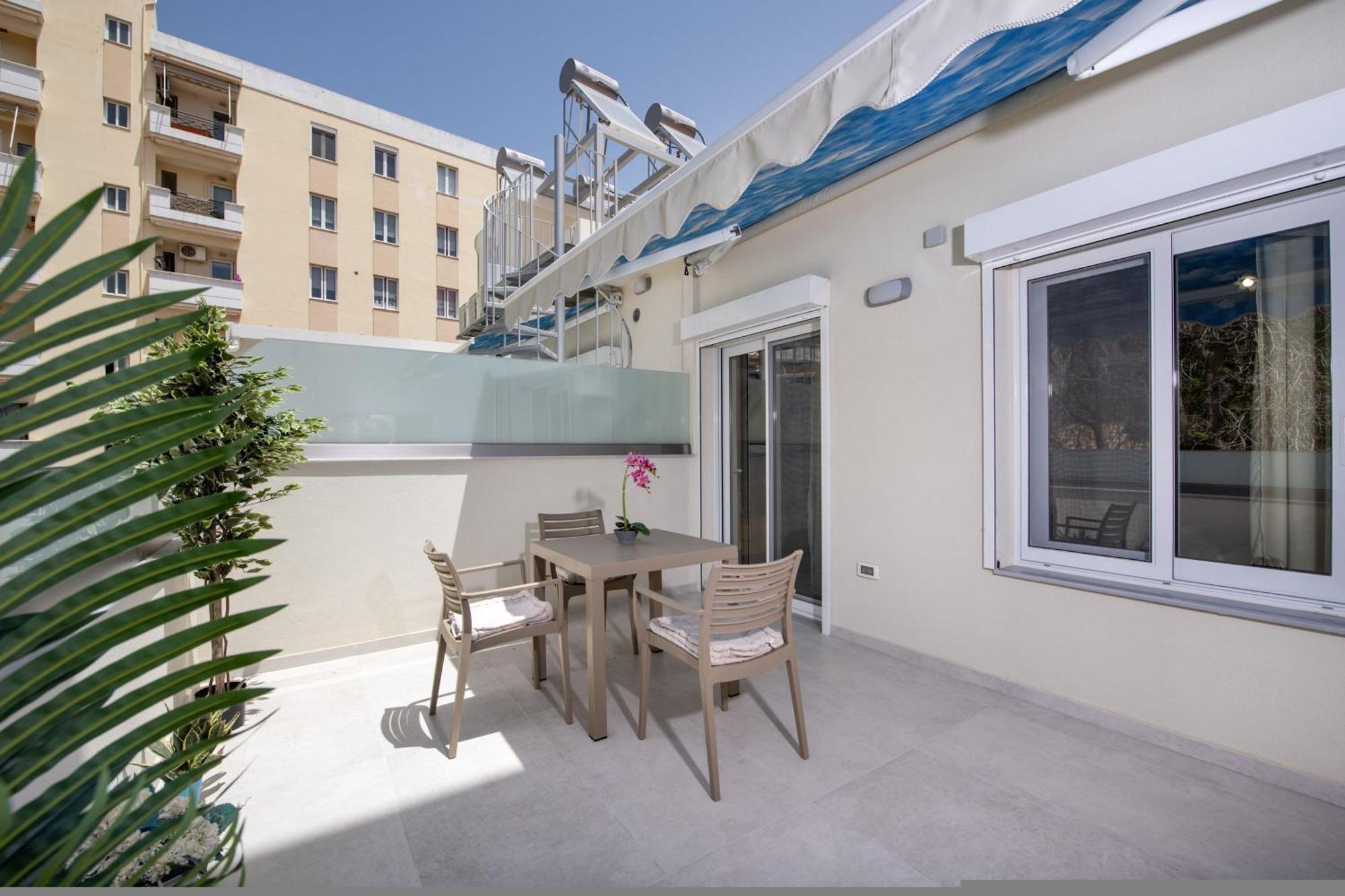 Cherry Central Luxury Suites Χανιά Εξωτερικό φωτογραφία